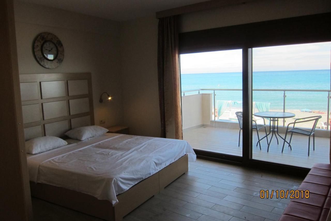 Apartments By The Sea Leptokaryá Eksteriør bilde